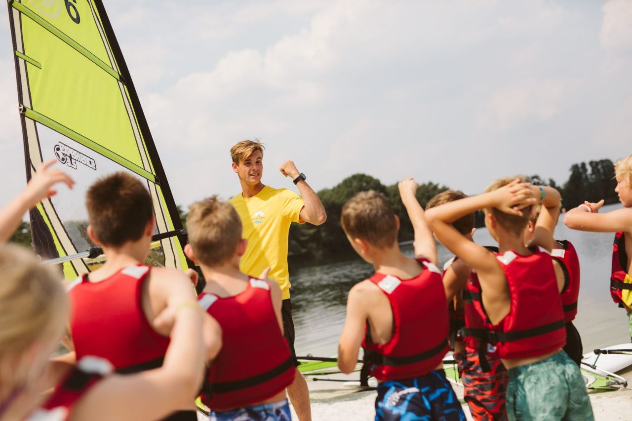 uitleg_monitor_aan_kinderen